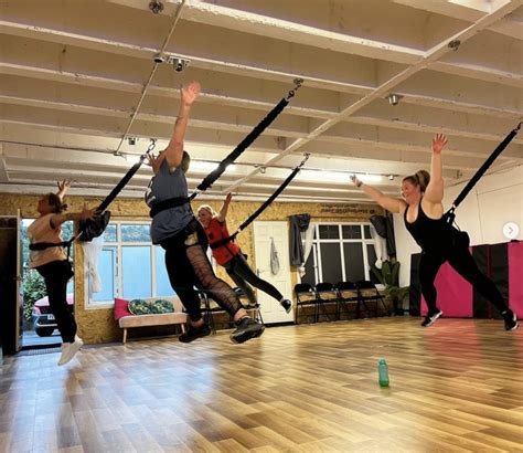 Bungee Exercise Class 的图像结果