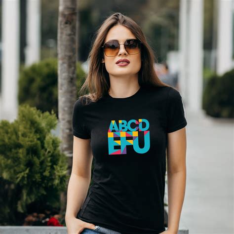 Women's Printed Tshirts – CARBON COPY