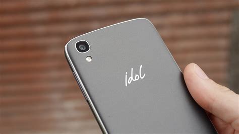 Alcatel Idol 4 e Idol 4S svelati prima della presentazione al MWC 2016
