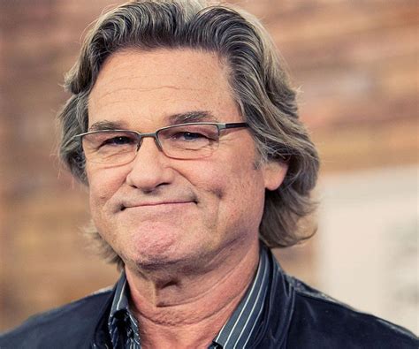 https://www.wallofcelebrities.com/celebrity/kurt-russell/pictures/original/kurt-russell_51878.jpg