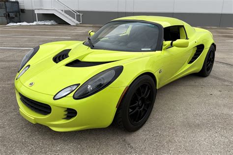 2005 Lotus Elise Green