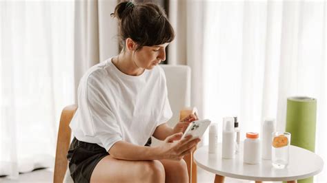 Are You Ignoring ‘Non-Toxic Labels’ On Your Skincare Products? Here’s ...