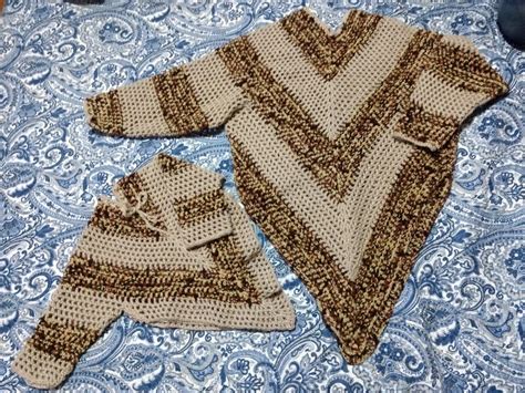 Poncho para mamãe e filhinha. | Fashion, Women's top, Tops