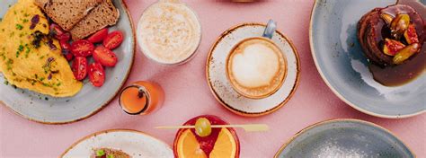 Curb Excess Snacking With A Big Breakfast, Study Suggests - MYPROTEIN™