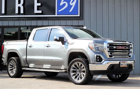 10 Best Aftermarket Wheels for GMC Sierra | Wheel Front