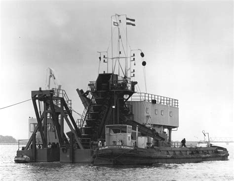 Malz II - old - Bucket ladder dredgers - Equipment | Dredging Database