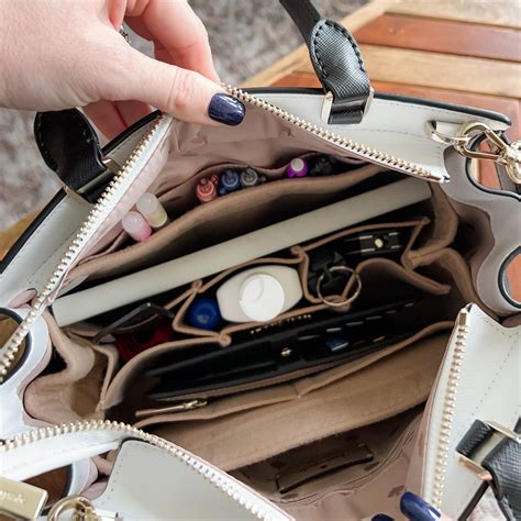 How To Organize A Purse Using An Insert - Organized-ish