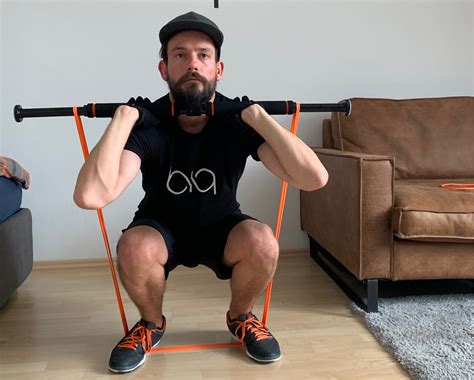 Bar Squats With Resistance Bands - BiqBandTraning