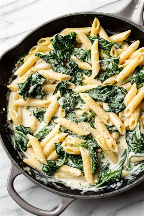 Creamy Spinach Garlic Pasta Recipe at Brodie Purser blog