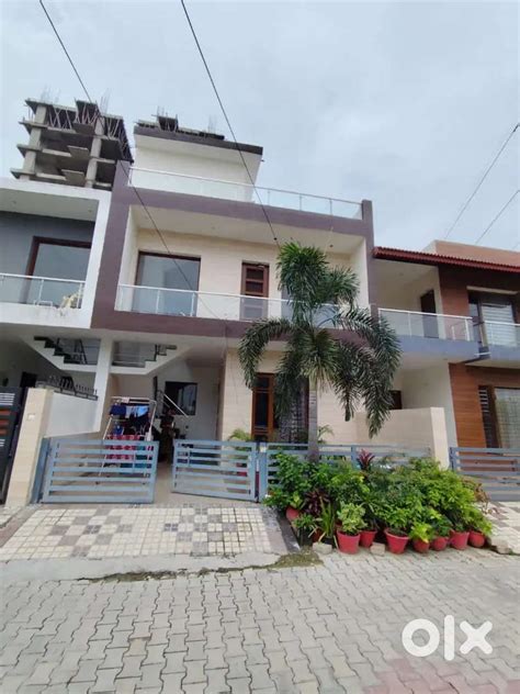 One bed available in 2BHK fully furnished in Girls only PG - PG & Guest ...