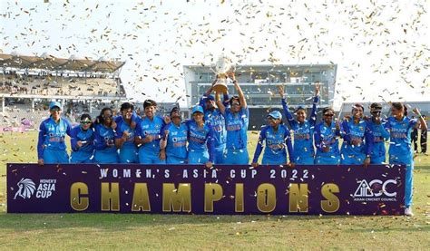 BCCI Announces Equal Pay for Centrally-Contracted Men and Women Players ...