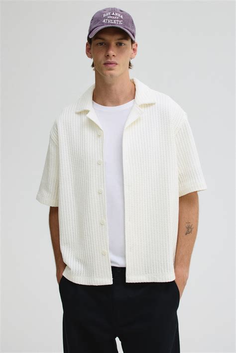 Loose Fit Waffled resort shirt - White - Men | H&M IN