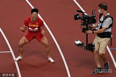 360体育-【荣耀时刻】苏炳添9秒83破亚洲记录排名第一进百米决赛