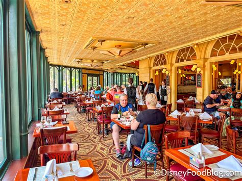 REVIEW: Have Lunch With Us (and the BEST Dessert!) at Chefs de France ...