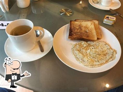 AJ's, Reis Magos - Restaurant menu, prices and reviews