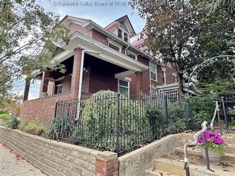 2 Arlington Ct, Charleston, WV 25301 | Homes.com