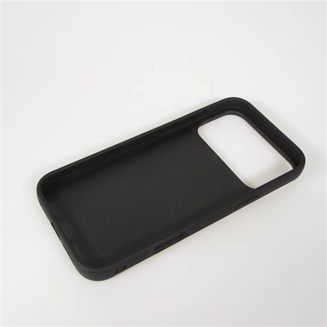 iPhone 17 Pro Max Case Hülle - Silikon schwarz F1 Track 2025 Austria - Kaufen auf PhoneLook