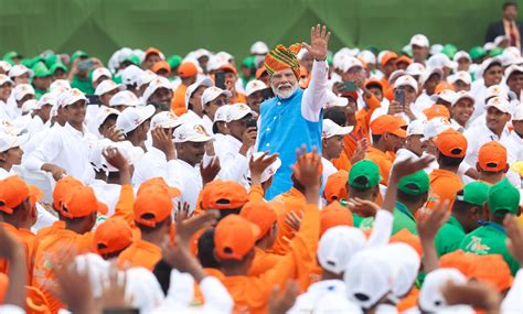 At 98 Minutes, Narendra Modi Sets New Record With Longest Independence ...