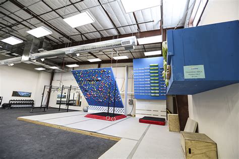 Grand Valley Climbing - Projects | Walltopia Climbing Walls