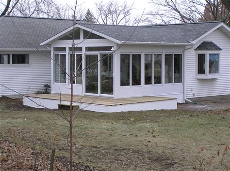 4 Seasons Sunrooms Patios