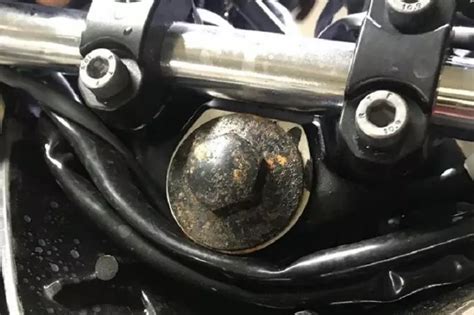 Jawa Motorcycle Owner Claims His Brand New Bike Started Rusting Within ...
