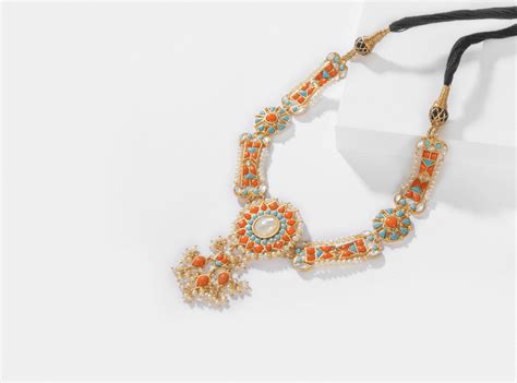 8 jewellery pieces by Shaya to nail every wedding look this January