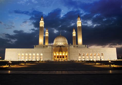 Sultan Qaboos Grand Mosque | Abdullatif Al Fozan Award for Mosque ...