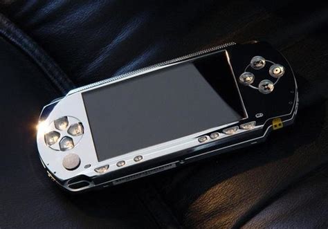 积灰的PSP有救了？索尼新专利PS5或将兼容PSP PSV