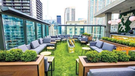 Apogee Lounge - Rooftop bar in Chicago | The Rooftop Guide Rooftop Bars ...