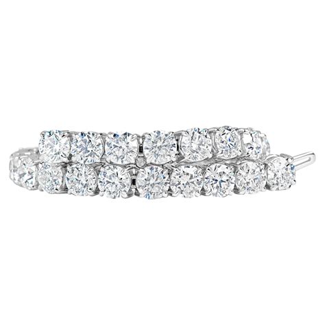 Classic 12.00 Carats Diamonds Tennis Bracelet at 1stDibs