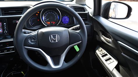 Honda WR-V 2017 Diesel S Interior Car Photos - Overdrive