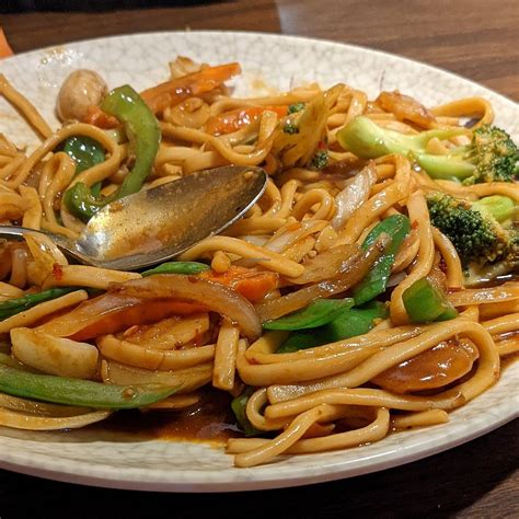 Chef Shangri-La - Riverside Illinois Restaurant - HappyCow