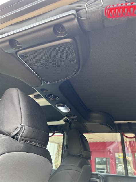 Jeep Unlimited Custom Stereo and Exterior Lighting | Orlando Custom Audio