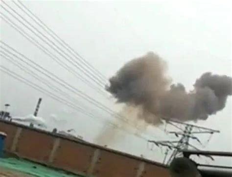 河北东光化工厂爆炸 现场浓烟滚滚 - 轮胎世界网