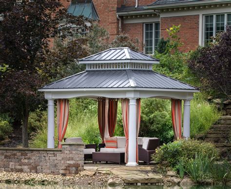 33 Creative Backyard And Outdoor Gazebo Ideas - Egy Gazebo