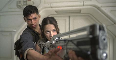 Alien Romulus Plot 的图像结果