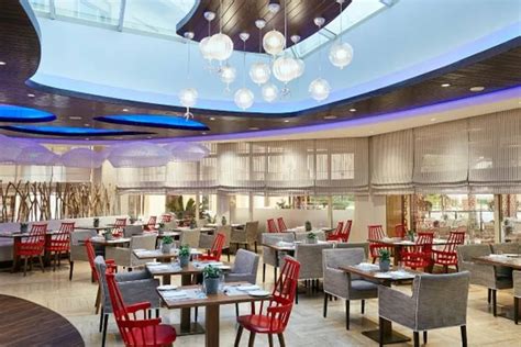 InterContinental Doha: The Best Hotel For A Luxury Stay In Qatar