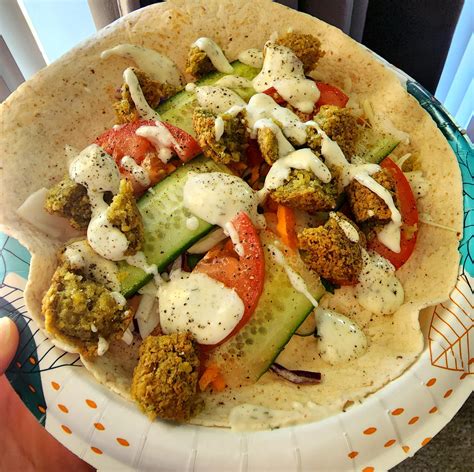 350 calories for a chonky falafel wrap with Tzatziki ranch. I added ...