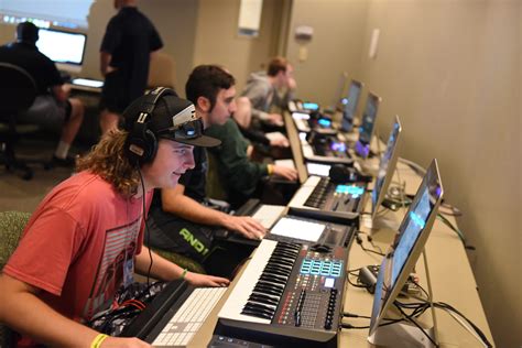 Music Camp Program 的图像结果