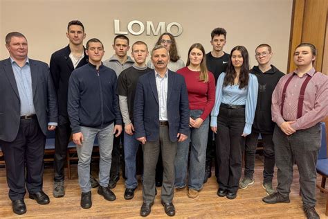 Студенты кафедры Е2 посетили АО «ЛОМО» | БГТУ «ВОЕНМЕХ» им. Д.Ф. Устинова