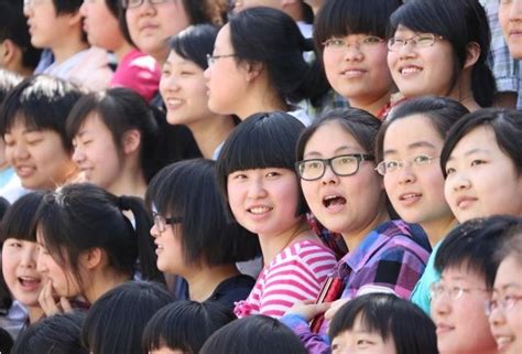 铜陵市第一中学：建好“大书房” 书香溢校园 - 铜陵市第一中学欢迎您的光临！