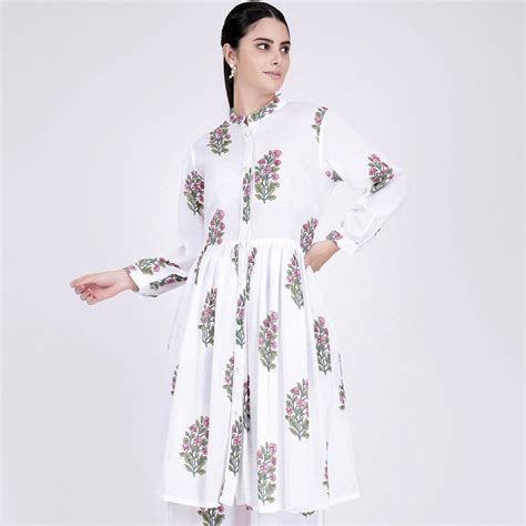 White Floral Kurta – First Resort by Ramola Bachchan