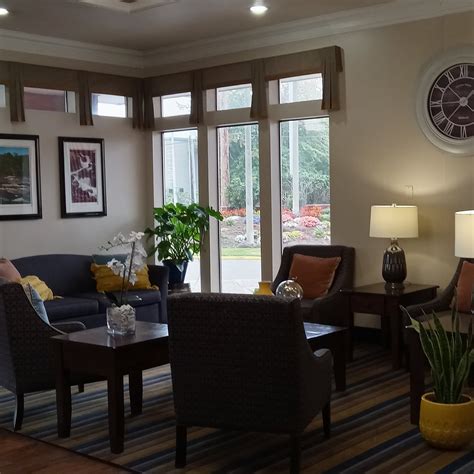 BEST WESTERN CASCADIA INN - Prices & Hotel Reviews (Everett, WA)