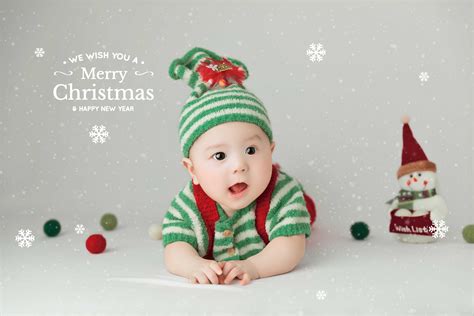 圣诞装扮的孩子图片-快乐的圣诞装扮的孩子素材-高清图片-摄影照片-寻图免费打包下载