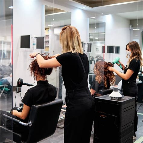 10 Best Salons For Women For A Day Of Luxury Pampering | LBB, Mumbai