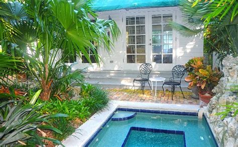BAHAMA GARDENS (Key West) - Hotel Reviews, Photos, Rate Comparison ...