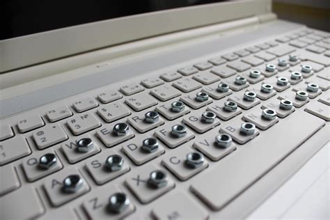 Computer Keyboard Side View 的图像结果