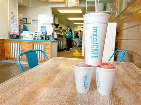 18 Tropical Smoothie Menu Hacks That'll Get You All the Smoothies - The ...