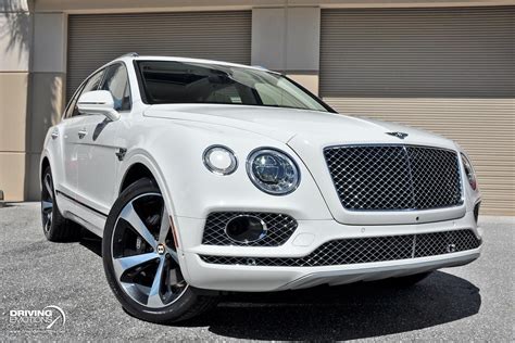 2020 Bentley Bentayga V8! WHITE/WHITE! MULLINER SPEC! TOURING SPEC! CITY SPEC! $217K MSRP! Stock ...