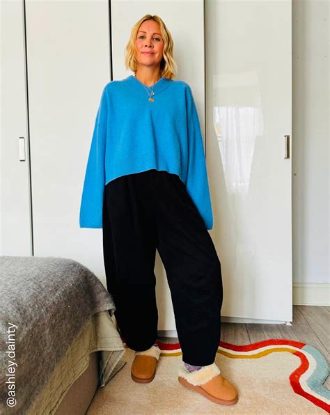 Women's Black Slippers | Cozy Fluffy Slippers | FitFlop EU